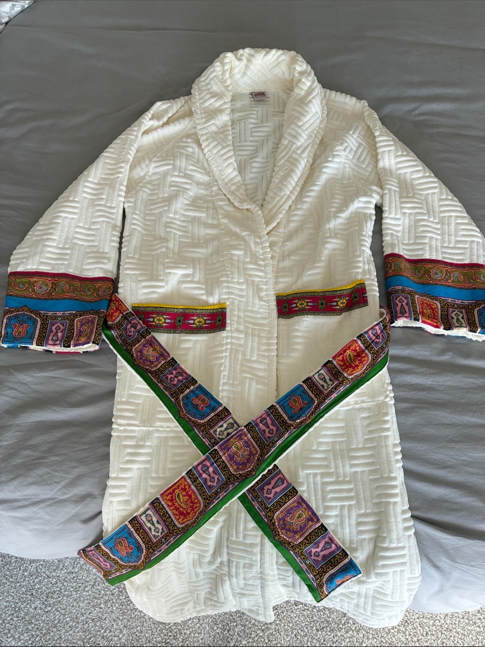 Etro Cream Textured Shawl-Collar Robe with Multicolor Trim
